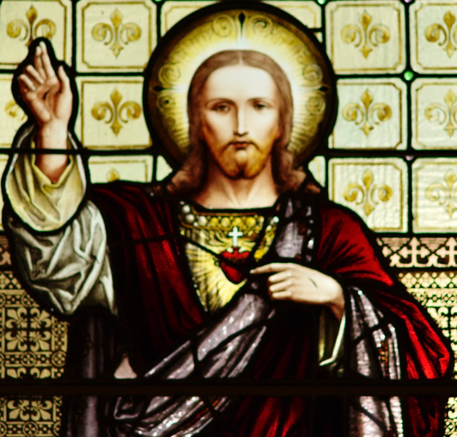 Image of Sacred Heart in stained glass